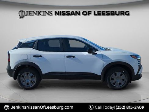 New 2026 Nissan Kicks S image 2