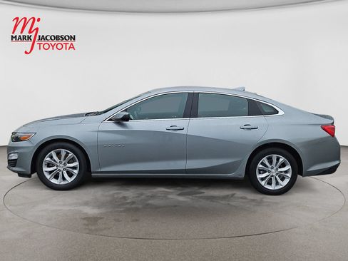 Used 2025 Chevrolet Malibu LT FWD image 15