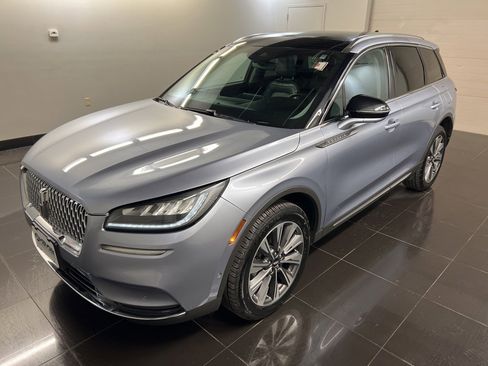 Used 2022 Lincoln Corsair Reserve w/ Equipment Group 201A image 3