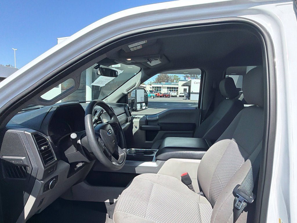 Used 2021 Ford F350 XLT AWD/4WD image 10