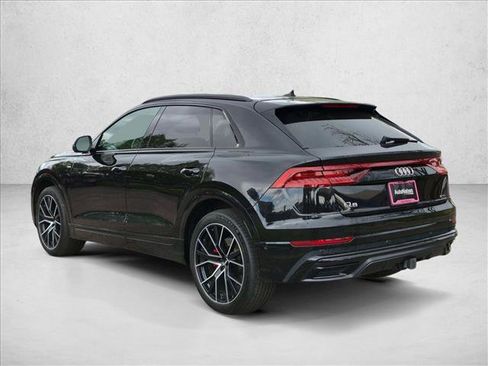 Used 2019 Audi Q8 Prestige AWD/4WD image 7