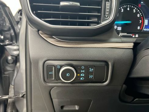 Used 2023 Ford Explorer Limited AWD/4WD image 19