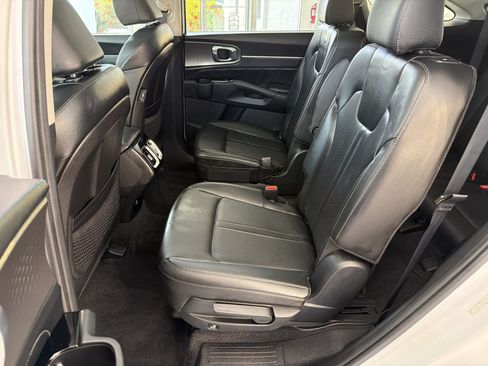 Used 2023 Kia Sorento SX FWD image 23