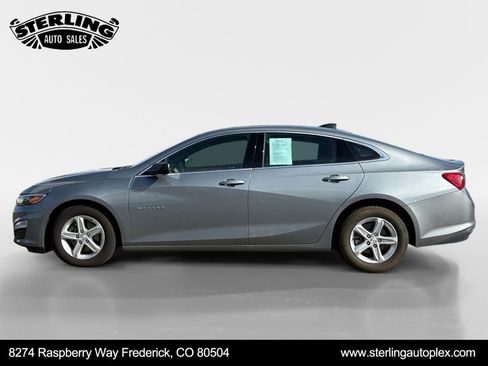 Used 2023 Chevrolet Malibu LS image 2