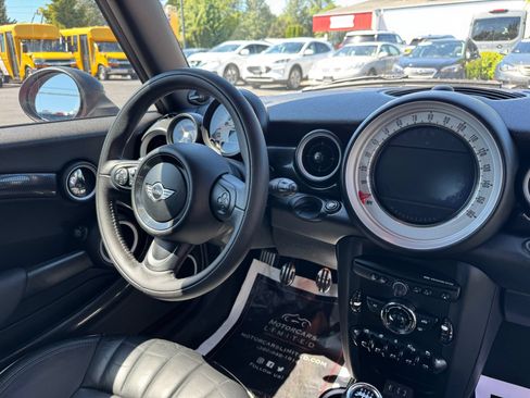 Used 2014 MINI Cooper S FWD image 22