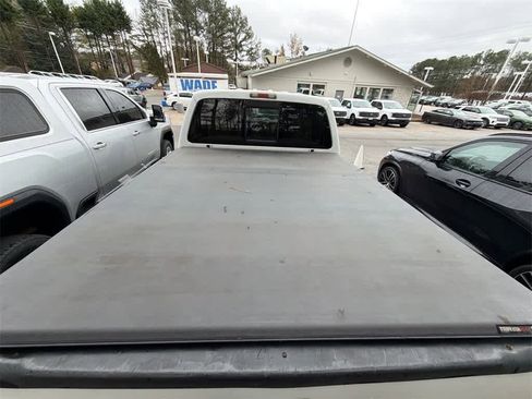 Used 2011 Ford F250 Lariat w/ Lariat Interior Pkg image 11