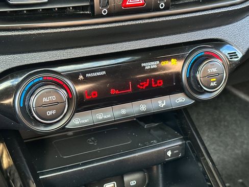 Used 2019 Kia Forte EX w/ Option Group 020 FWD image 21