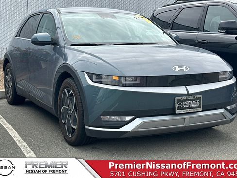 Used 2024 Hyundai Ioniq 5 SEL image 1