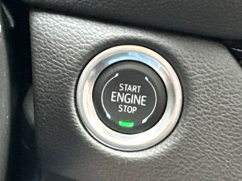 Certified 2025 Cadillac XT4 Sport AWD/4WD image 36