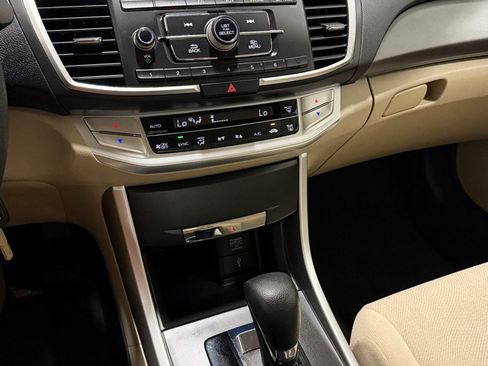 Used 2013 Honda Accord LX image 13