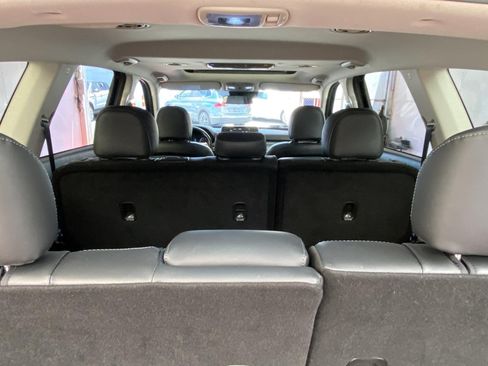 Used 2020 Kia Telluride S w/ S 8 Passenger Seating Package FWD image 17