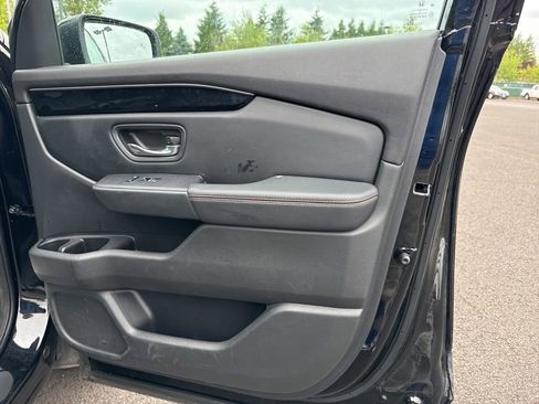 Used 2023 Honda Pilot TrailSport image 26