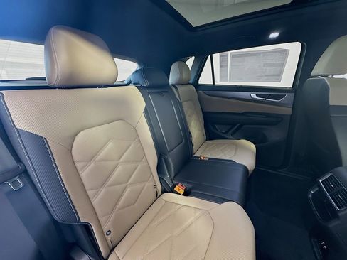 New 2026 Volkswagen Atlas Cross Sport SE AWD/4WD image 27