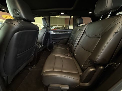 Used 2023 Cadillac XT6 Sport AWD/4WD image 33