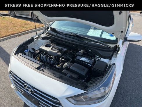 Used 2019 Hyundai Accent SEL image 11