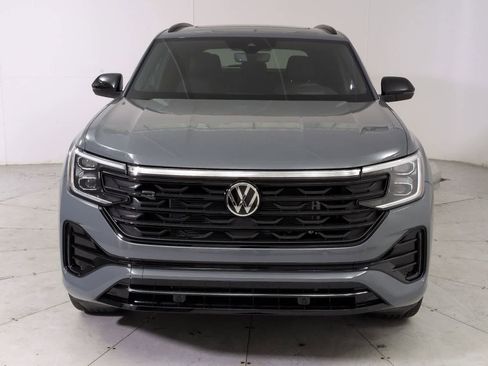 New 2026 Volkswagen Atlas Cross Sport SEL R-Line AWD/4WD image 9