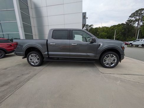 New 2026 Ford F150 Platinum w/ Equipment Group 703A Plus AWD/4WD image 3