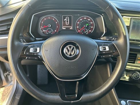 Used 2020 Volkswagen Jetta SE w/ SE Cold Weather Package image 20