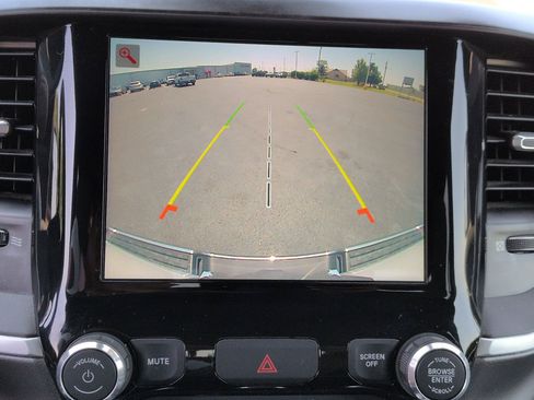 Used 2022 RAM 1500 Big Horn AWD/4WD image 24
