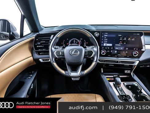 Used 2024 Lexus RX 350 Premium Plus w/ Convenience Package image 4