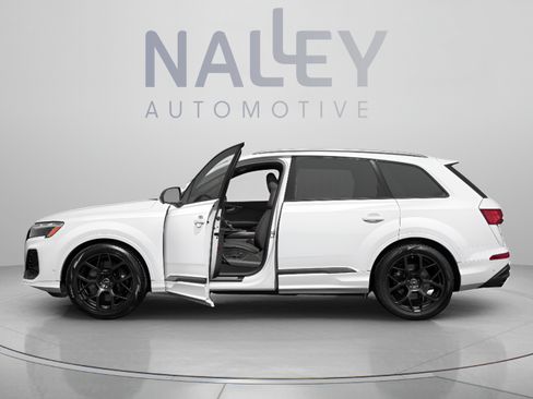 Used 2025 Audi SQ7 Prestige w/ Prestige Package AWD/4WD image 2