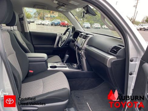 Used 2023 Toyota 4Runner SR5 AWD/4WD image 15