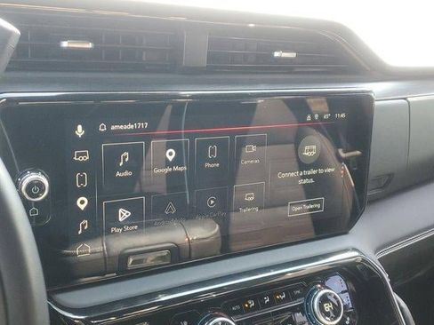 Used 2026 GMC Sierra 2500 AT4X image 25