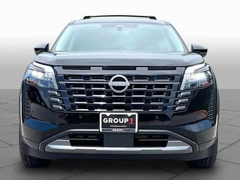 New 2026 Nissan Pathfinder SL FWD image 3