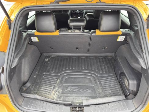 Used 2013 Ford Focus ST FWD image 16