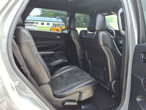 Used 2022 Dodge Durango R/T w/ Blacktop Package AWD/4WD image 9