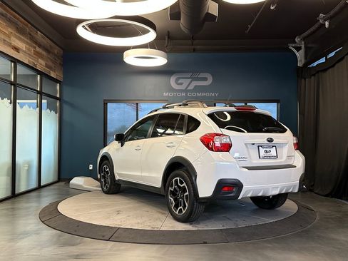 Used 2017 Subaru Crosstrek 2.0i Premium AWD/4WD image 5