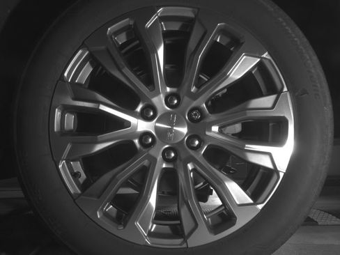 Used 2022 GMC Yukon Denali image 12