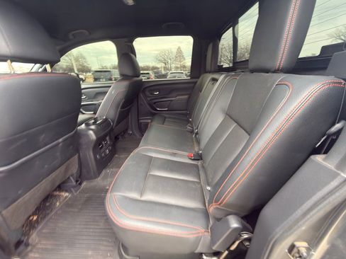 Used 2023 Nissan Titan PRO-4X w/ Pro-4x Convenience Package image 7