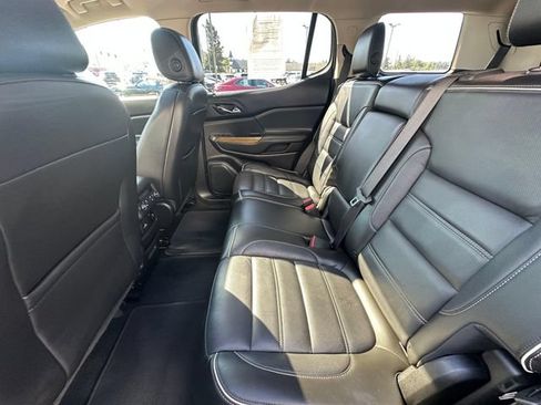 Used 2018 GMC Acadia Denali w/ Technology Package AWD/4WD image 19