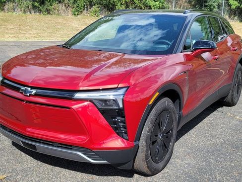 New 2025 Chevrolet Blazer EV LT FWD image 3