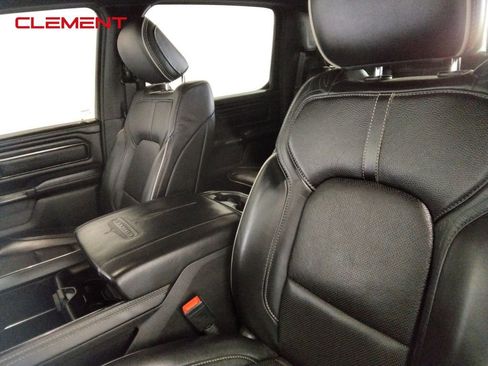 Used 2022 RAM 1500 Limited image 32