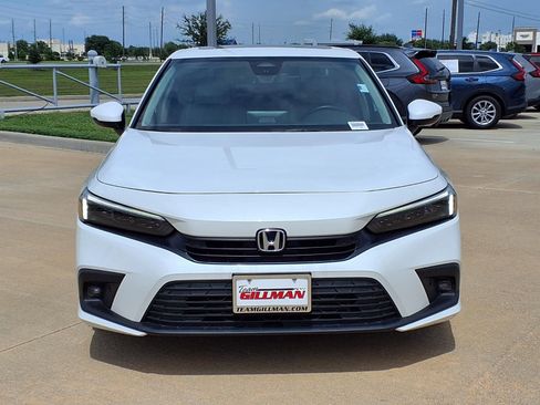 Used 2023 Honda Civic Touring image 5