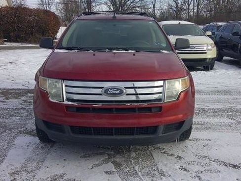 Used 2009 Ford Edge SE image 2