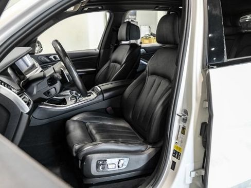 Used 2020 BMW X5 M50i w/ Premium Package AWD/4WD image 30
