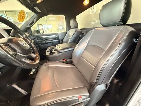 Used 2022 RAM 4500 Tradesman RWD image 23
