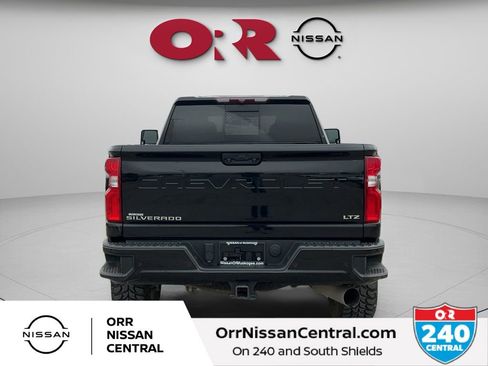 Used 2022 Chevrolet Silverado 2500 LTZ w/ Carhartt Edition AWD/4WD image 6