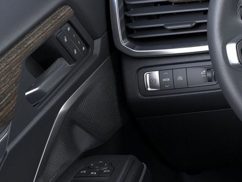 New 2025 GMC Acadia Denali w/ Super Cruise Package image 22