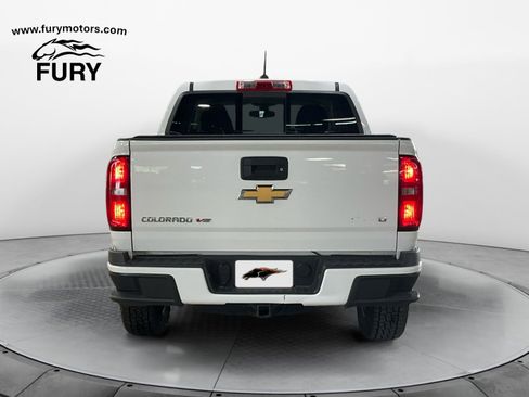 Used 2017 Chevrolet Colorado LT w/ LT Convenience Package AWD/4WD image 4