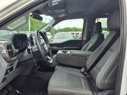 Used 2025 Ford F150 XLT w/ Equipment Group 301A Standard RWD image 17