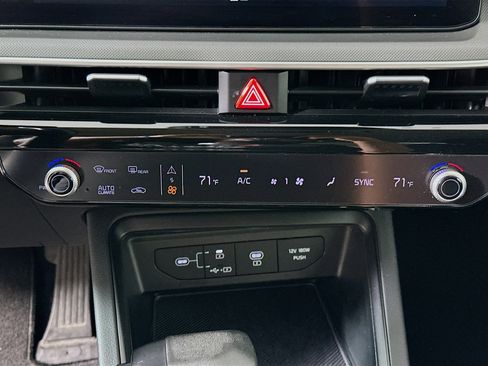 Used 2025 Kia K5 LXS image 22