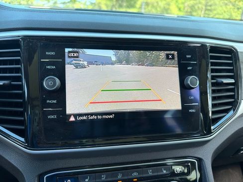 Used 2021 Volkswagen Atlas SEL Premium AWD/4WD image 11