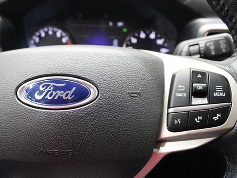 Used 2021 Ford Explorer Limited image 28