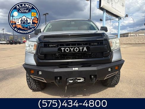 Used 2016 Toyota Tundra SR5 w/ TRD Off Road Package AWD/4WD image 8
