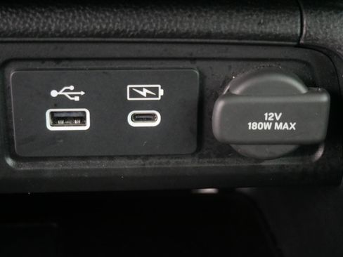 Used 2024 Honda Pilot TrailSport image 31