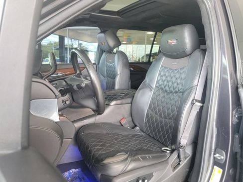 Used 2016 Cadillac Escalade ESV Premium AWD/4WD image 11